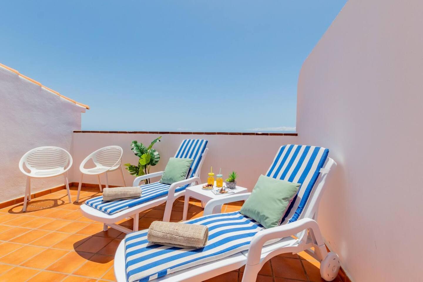 Penthouse Apt With Jacuzzi By Dream Homes Tenerife Puerto de Santiago  Extérieur photo