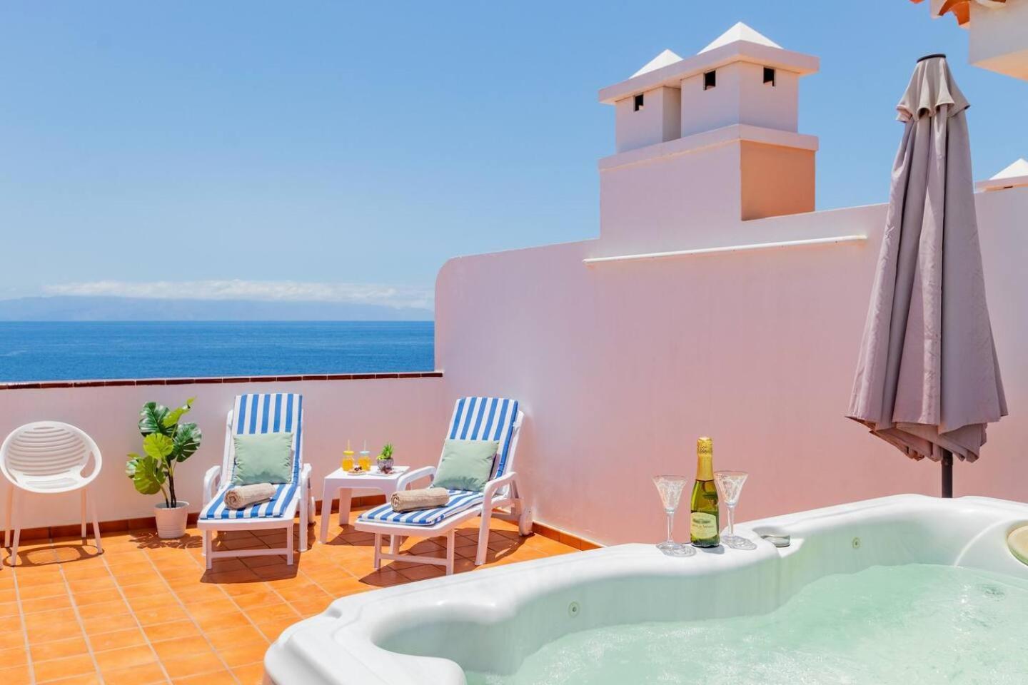 Penthouse Apt With Jacuzzi By Dream Homes Tenerife Puerto de Santiago  Extérieur photo